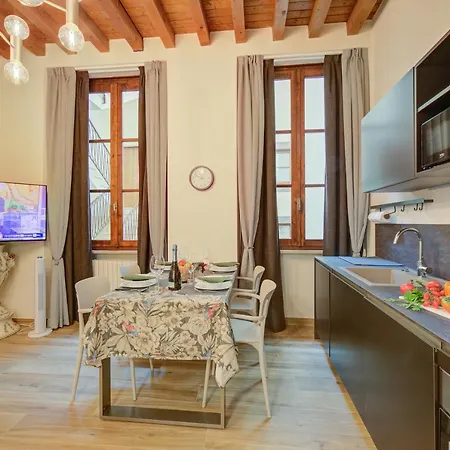 Apartment Residenza Faust-historical Center - Happy *